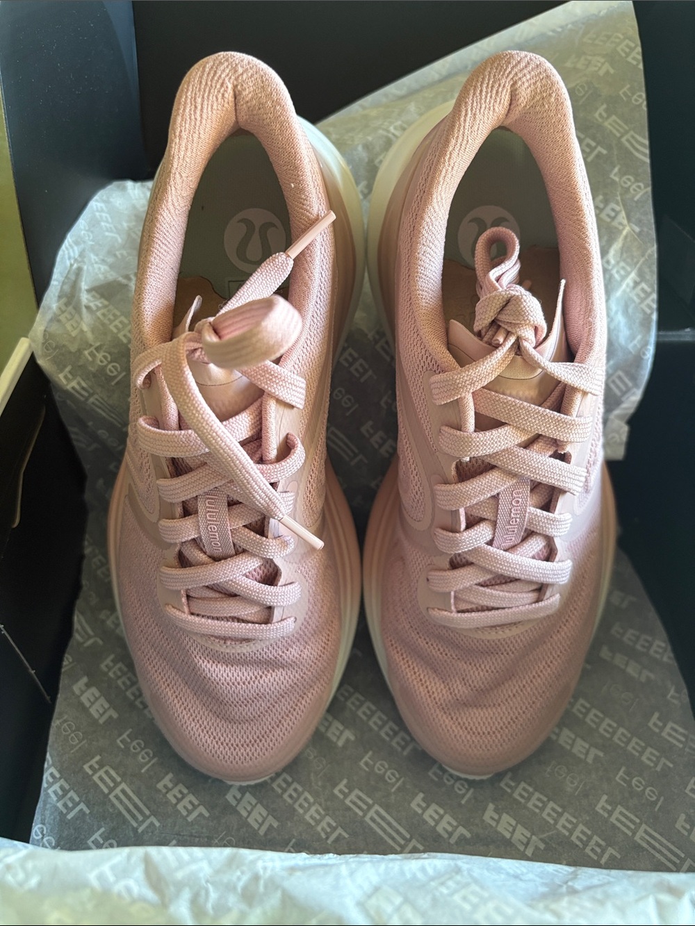 lululemon Blissfeel Run 2 Women’s Blush Pink Mesh Running Shoes